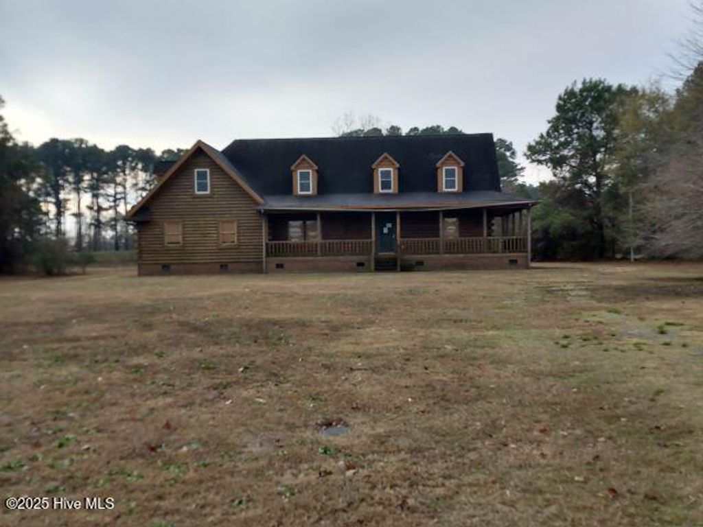 Photo of 112 Abbey Farm Street, La Grange, NC 28551 (MLS # 100547060)