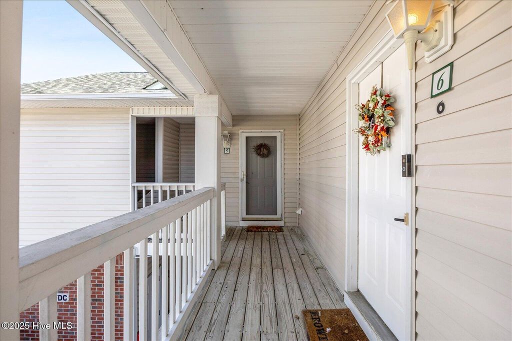 Photo of 1600 Willoughby Park Court #Unit 6, Wilmington, NC 28412 (MLS # 100536897)