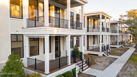 805 Mulberry Street Unit 203 Beaufort NC 28516