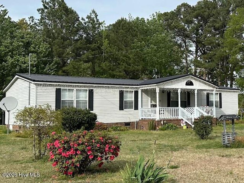 Photo of 80 Lancaster Farm Road, Whitakers, NC 27891 (MLS # 100567051)