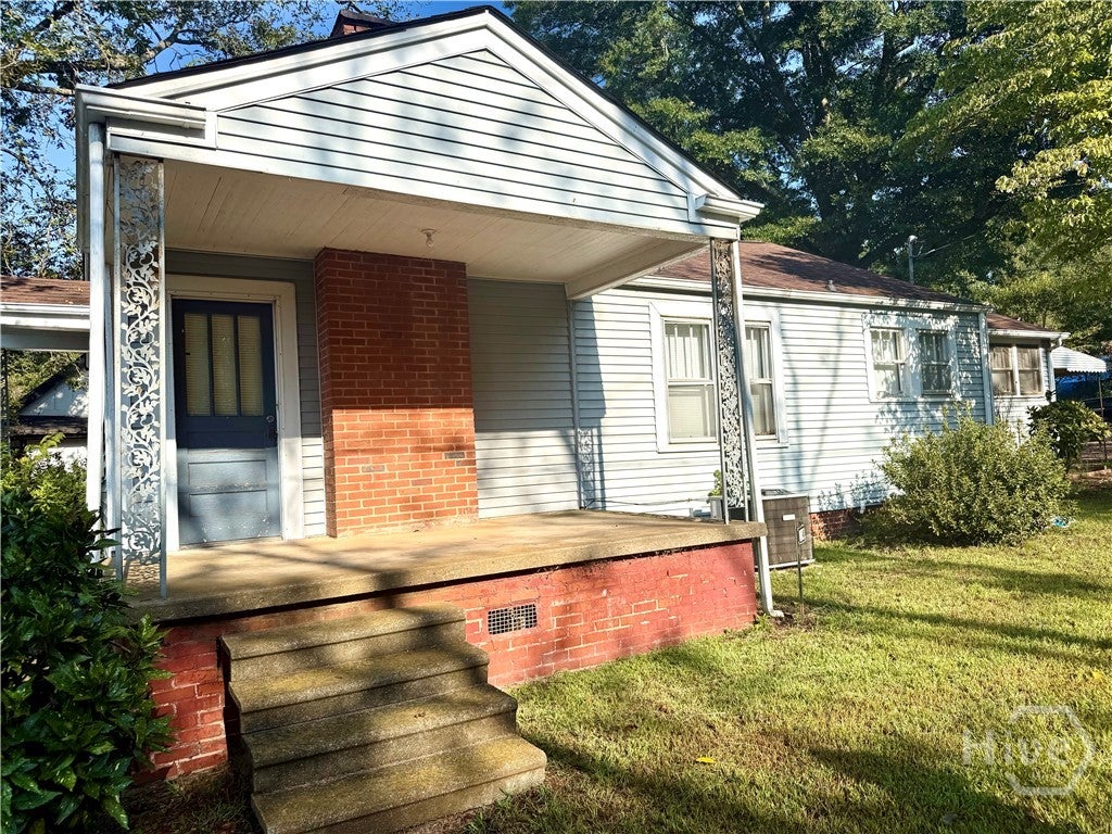 Photo of 2402 N Broad Street, Commerce, GA 30529 (MLS # CL365060)