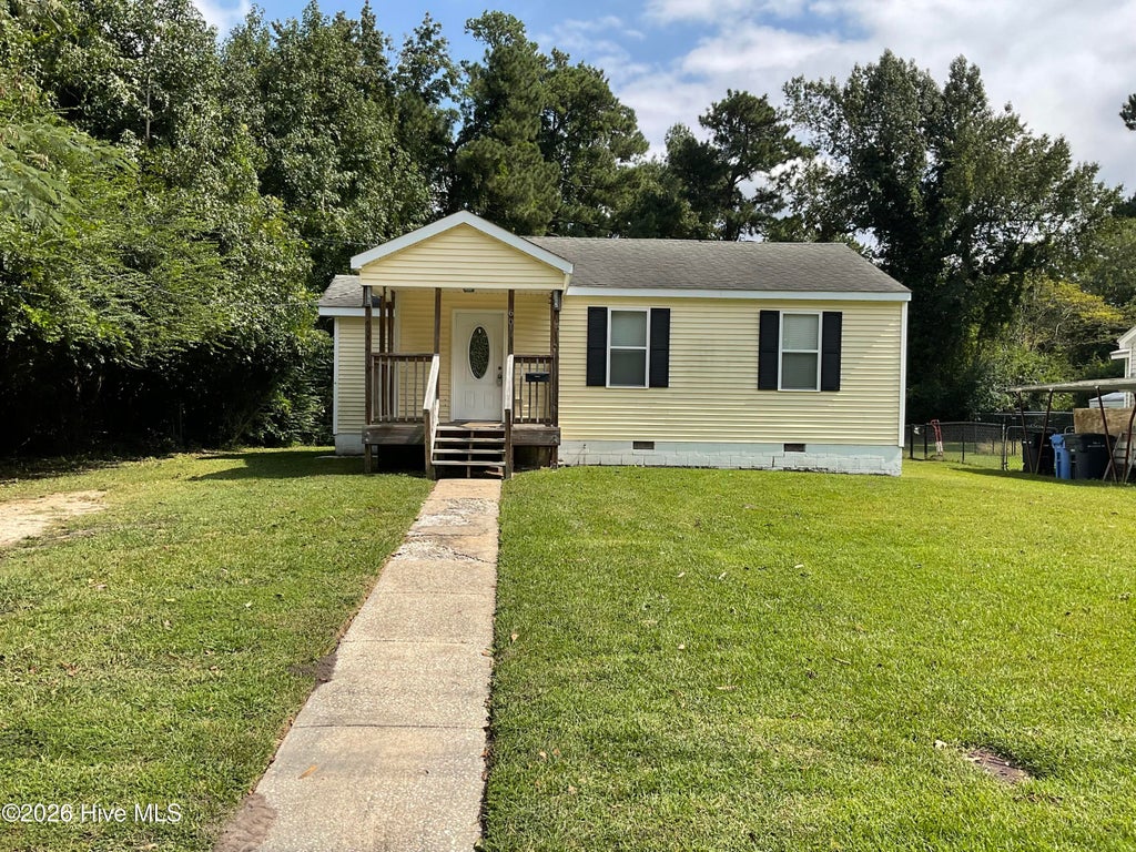 Photo of 601 New River Drive, Jacksonville, NC 28540 (MLS # 100608420)