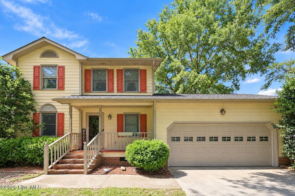 Photo of 1142 Lakeview Avenue, Richlands, NC 28574 (MLS # 100604648)