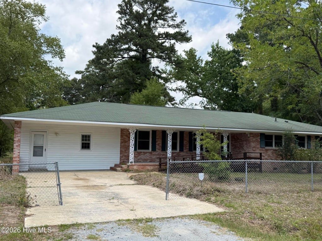 Photo of 27 Vermont Avenue, Washington, NC 27889 (MLS # 100582756)