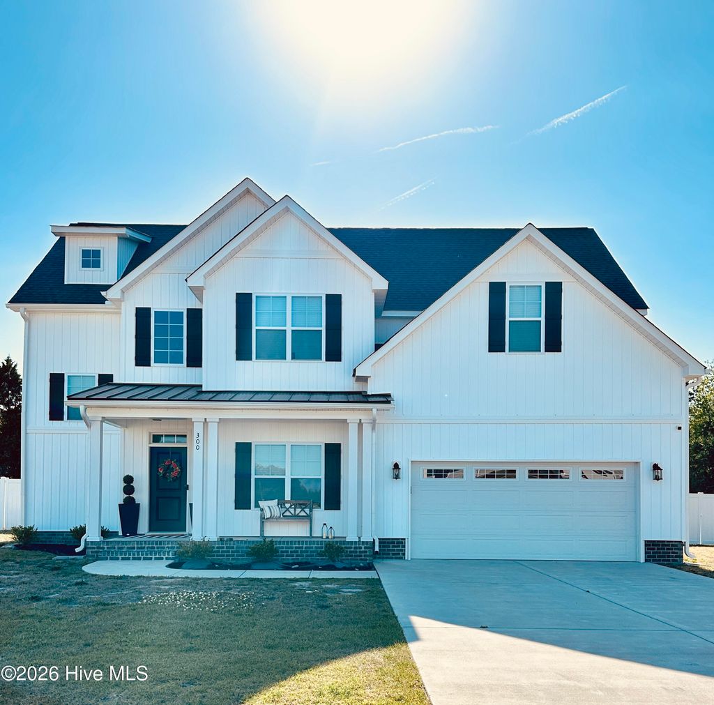 Photo of 300 Shortleaf Drive, Grimesland, NC 27837 (MLS # 100570018)