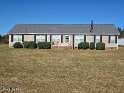 Homes For Sale - 394 Bullard Pit Circle<br/> Autryville, NC 28318