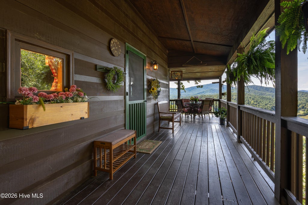 Photo of 346 View Ridge Trail, Murphy, NC 28906 (MLS # 100606458)