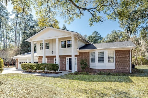 Homes For Sale - 105 Montford Court<br/> Savannah, GA 31410
