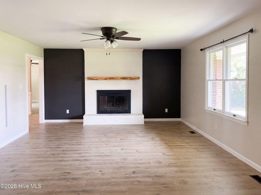 Photo of 1003 Bateman Dr DR, Elizabeth City, NC 27909 (MLS # 100594804)