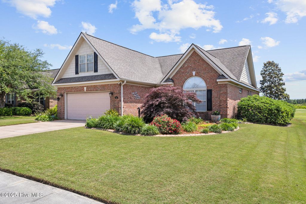 Photo of 82 Highlands Drive, Hampstead, NC 28443 (MLS # 100486542)