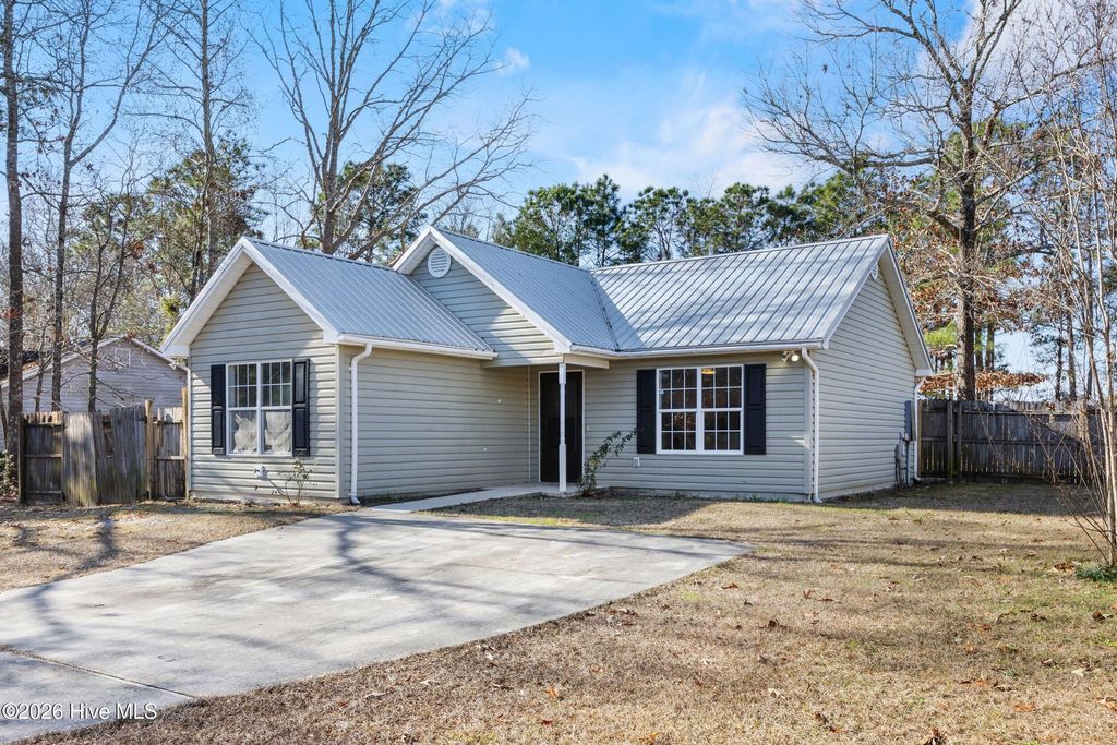 Photo of 381 E Wood Lane, Leland, NC 28451 (MLS # 100548509)