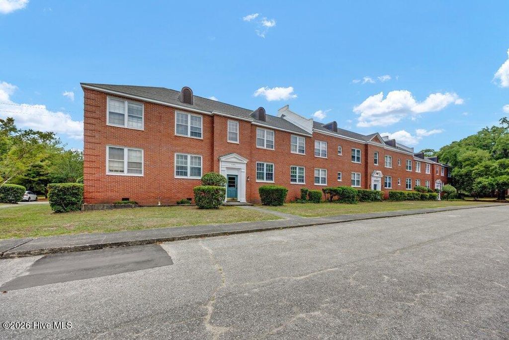Photo of 2940 Oleander Drive #A2, Wilmington, NC 28403 (MLS # 100576331)
