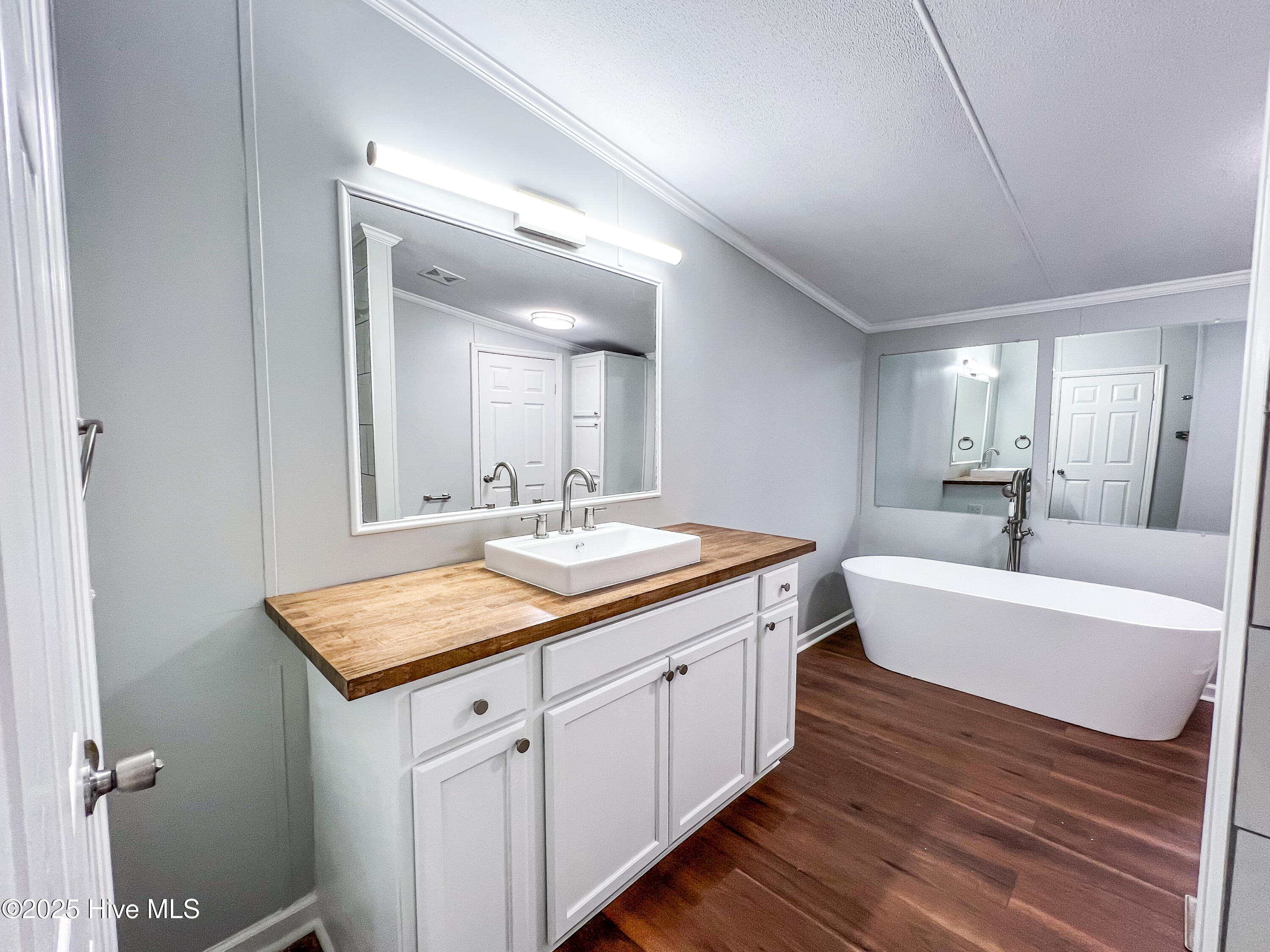 Wallace, North Carolina 28466, United States, 3 Bedrooms Bedrooms, ,3 BathroomsBathrooms,Residential,Active,255923