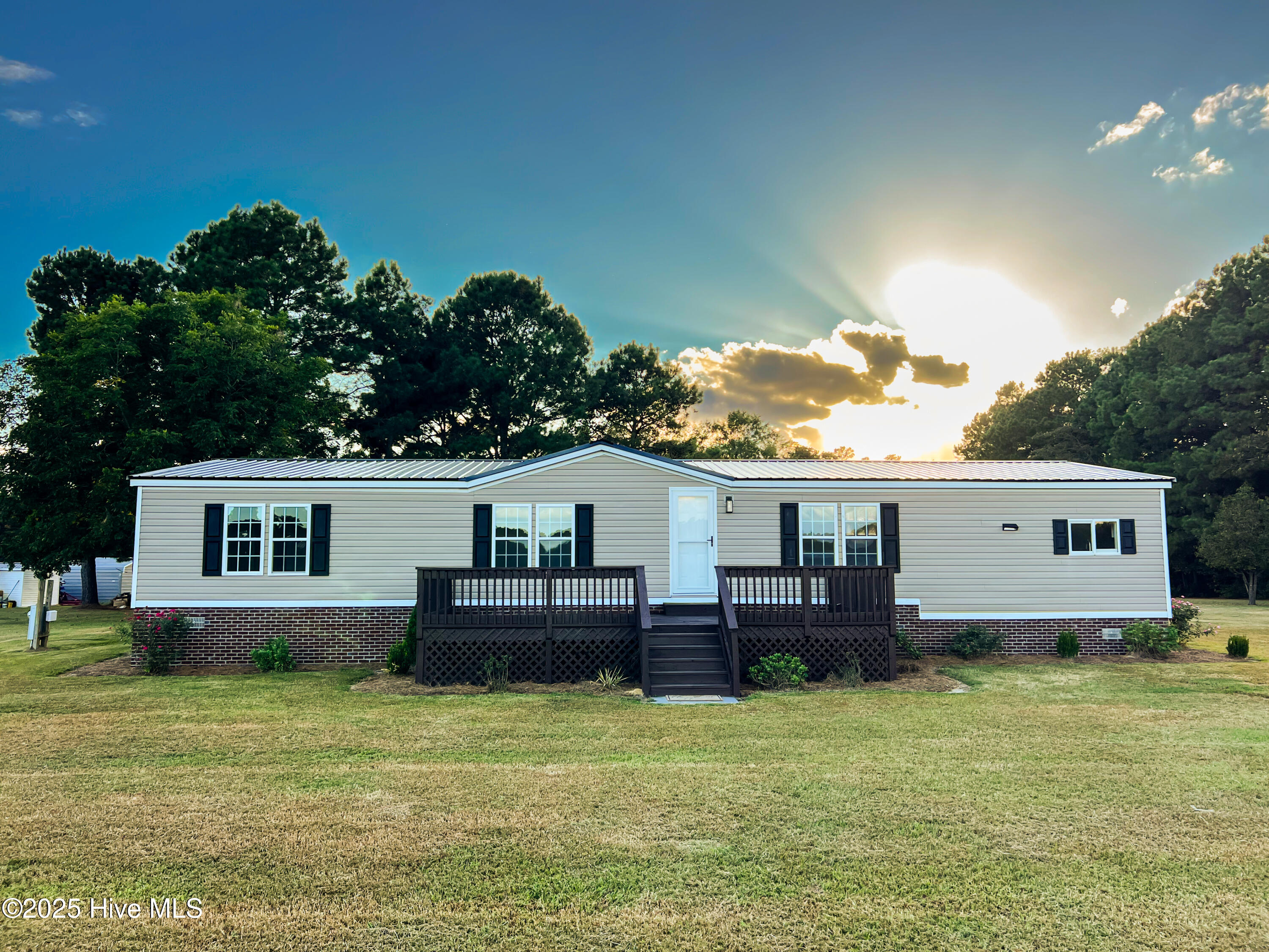 Wallace, North Carolina 28466, United States, 3 Bedrooms Bedrooms, ,3 BathroomsBathrooms,Residential,Active,255923