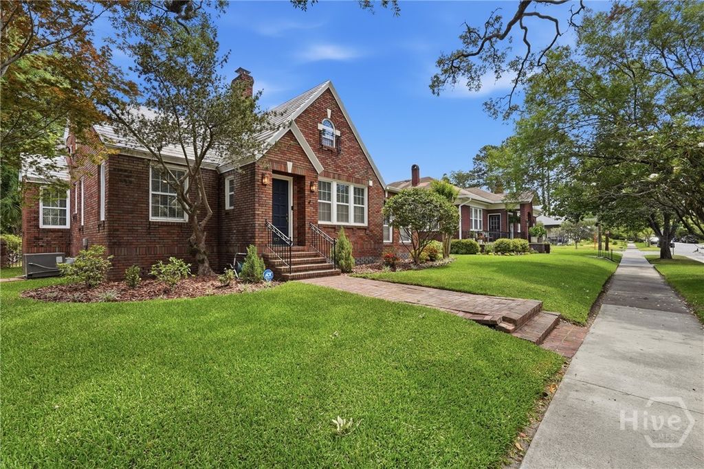 Photo of 326 E 53rd Street, Savannah, GA 31405 (MLS # SA356231)