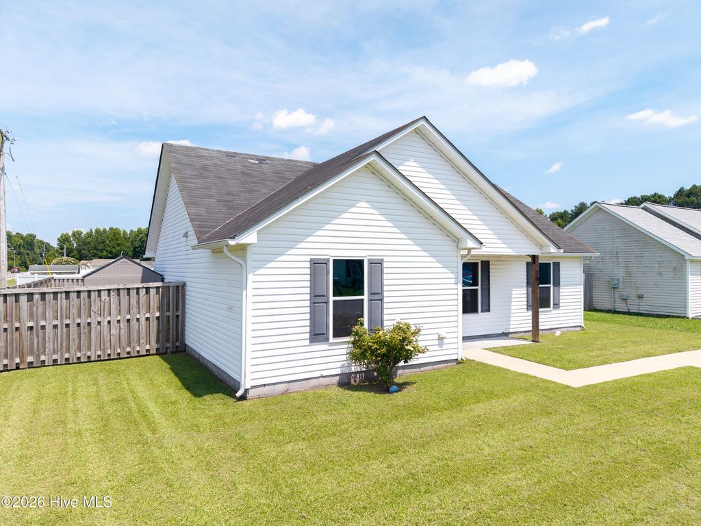 Photo of 143 Sutton Drive, Elizabeth City, NC 27909 (MLS # 100588597)