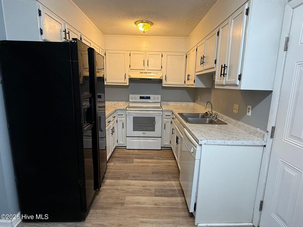 Photo of 141 King George Court, Jacksonville, NC 28546 (MLS # 100606702)