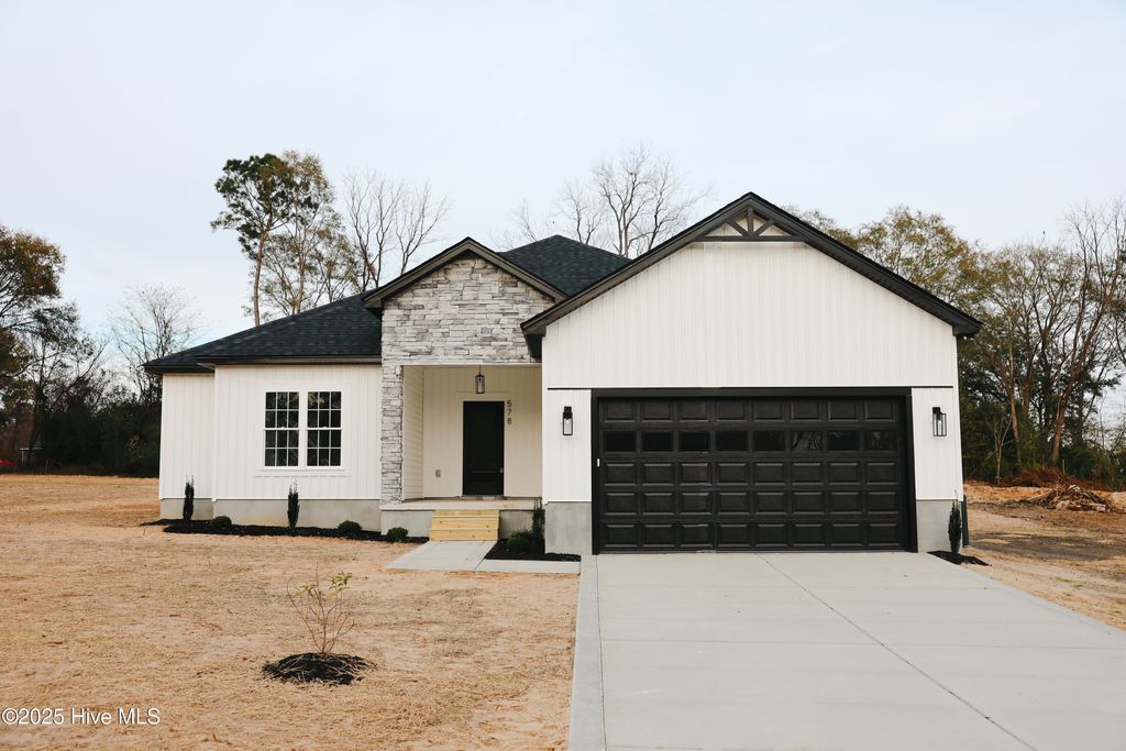 Photo of 578 Forest Knolls Road, Goldsboro, NC 27534 (MLS # 100533869)