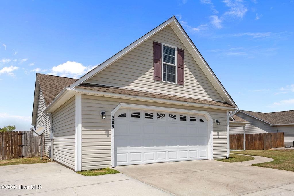 Photo of 209 Cherry Blossom Drive, Richlands, NC 28574 (MLS # 100569834)