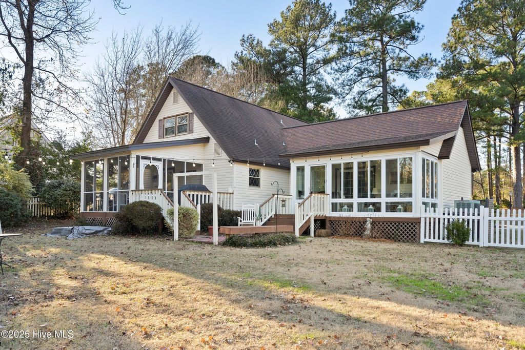 Photo of 122 North Hills Drive, Wilmington, NC 28411 (MLS # 100548046)