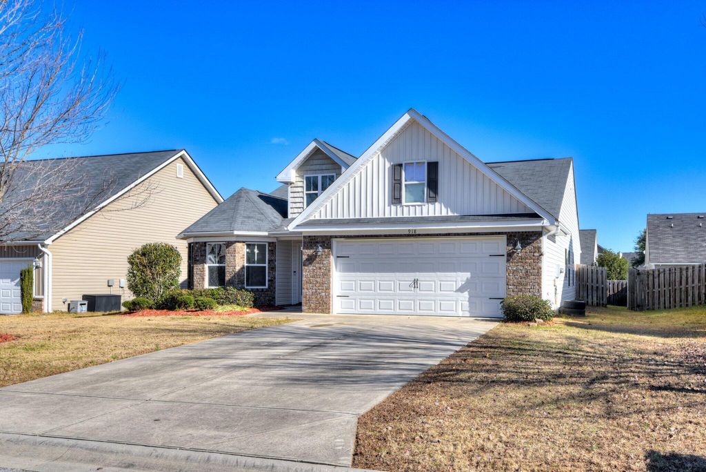 Photo of 918 Inman Drive, Grovetown, GA 30813 (MLS # 550378)