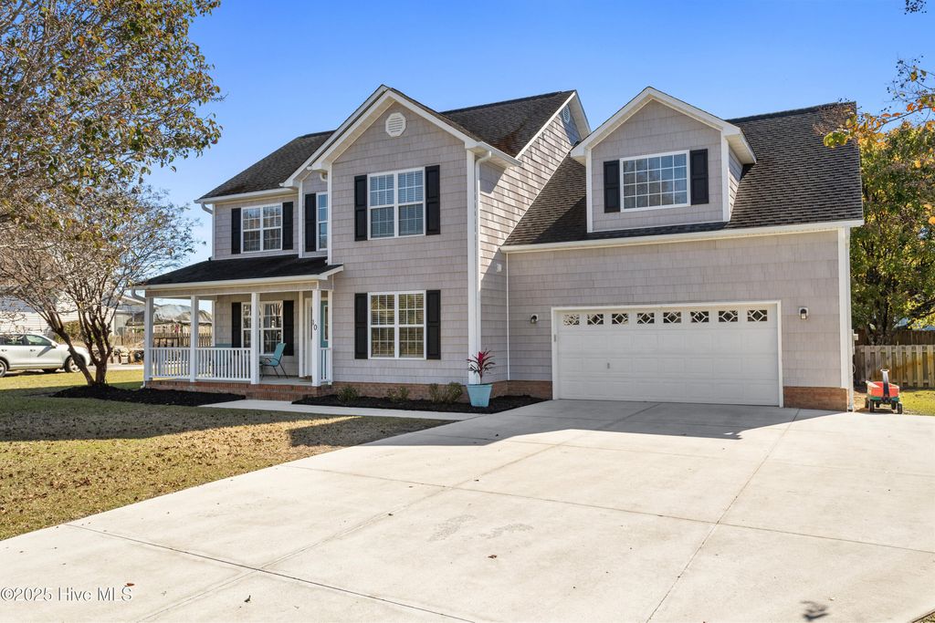 Photo of 10 E Brenda Lee Drive, Hampstead, NC 28443 (MLS # 100540124)