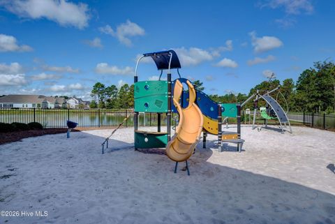 Tiny photo for 162 Dugger Lane, Wilmington, NC 28412 (MLS # 100579984)