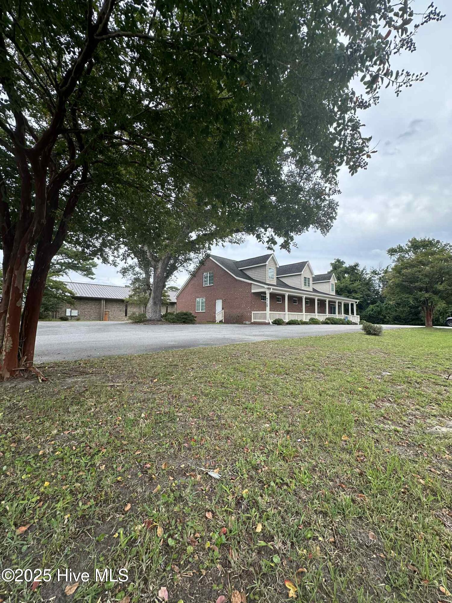 4725 Country Club Road