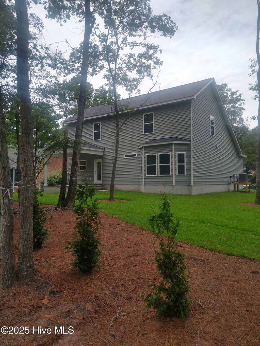 Photo of 206 Chateau Drive, New Bern, NC 28560 (MLS # 100475239)