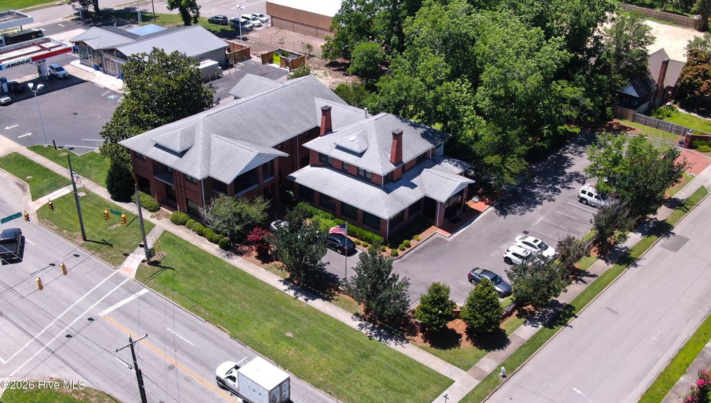 Photo of 2419 Market Street, Wilmington, NC 28403 (MLS # 100550261)