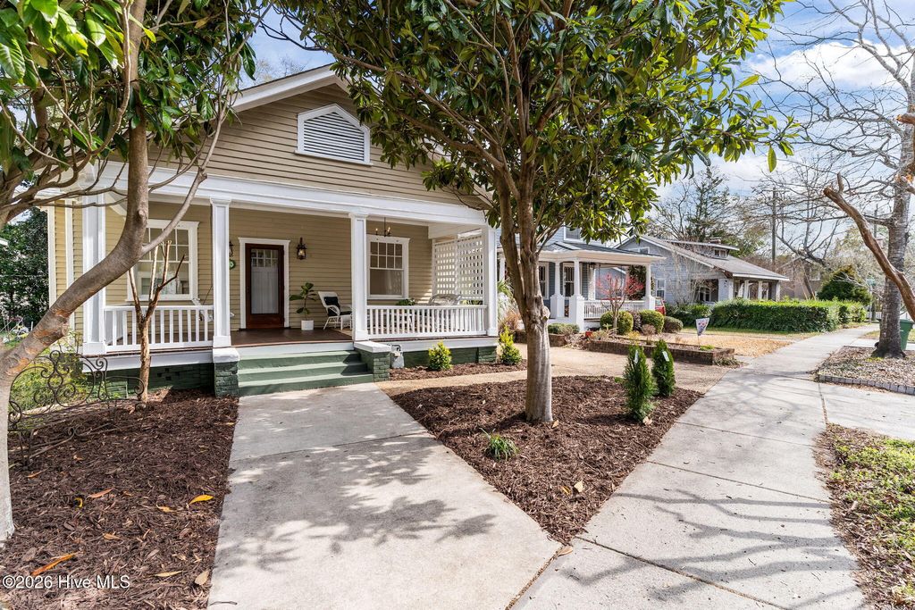 Photo of 1805 Wrightsville Avenue, Wilmington, NC 28403 (MLS # 100558587)