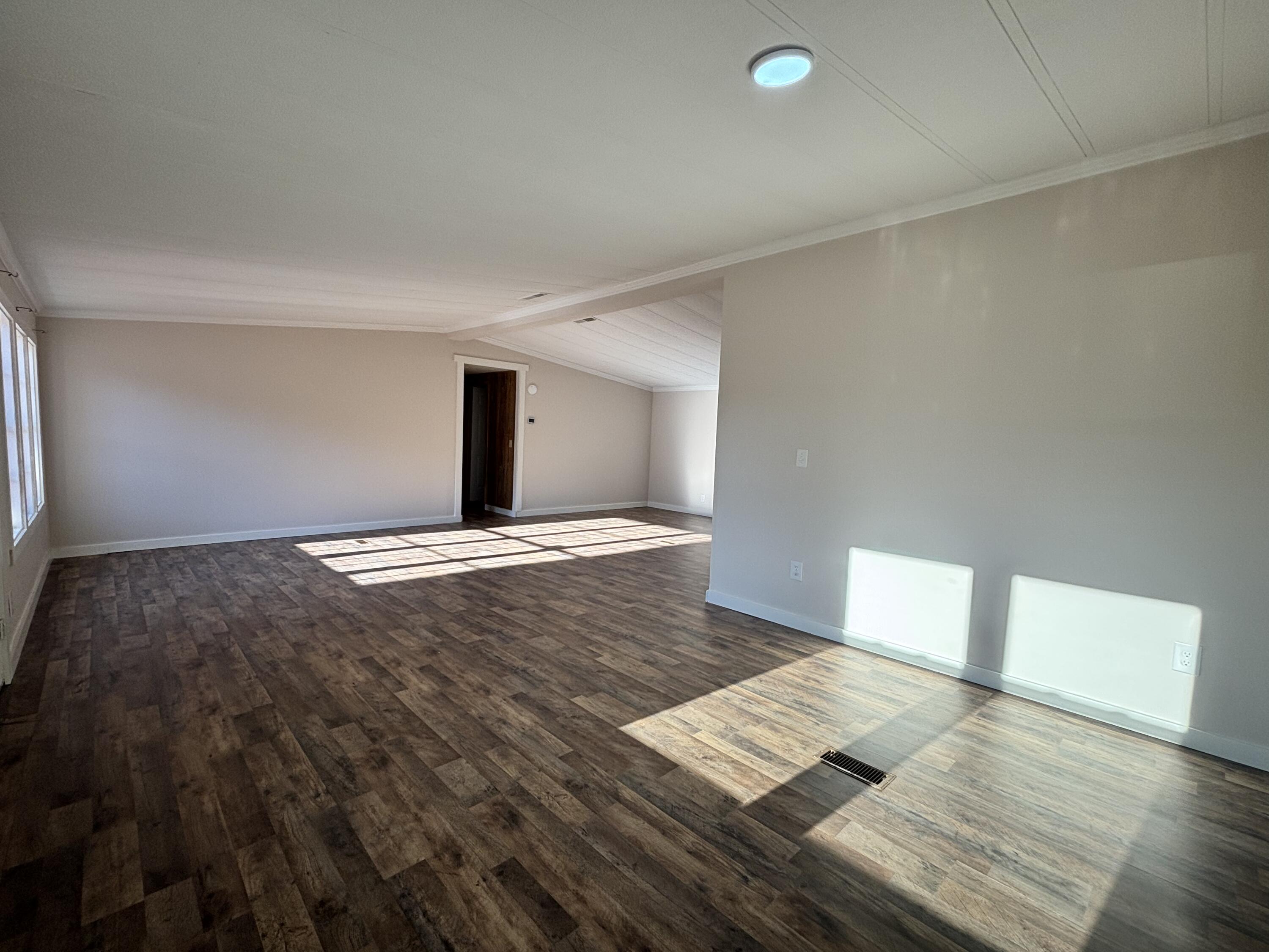 5861 Luckeys Bridge Road