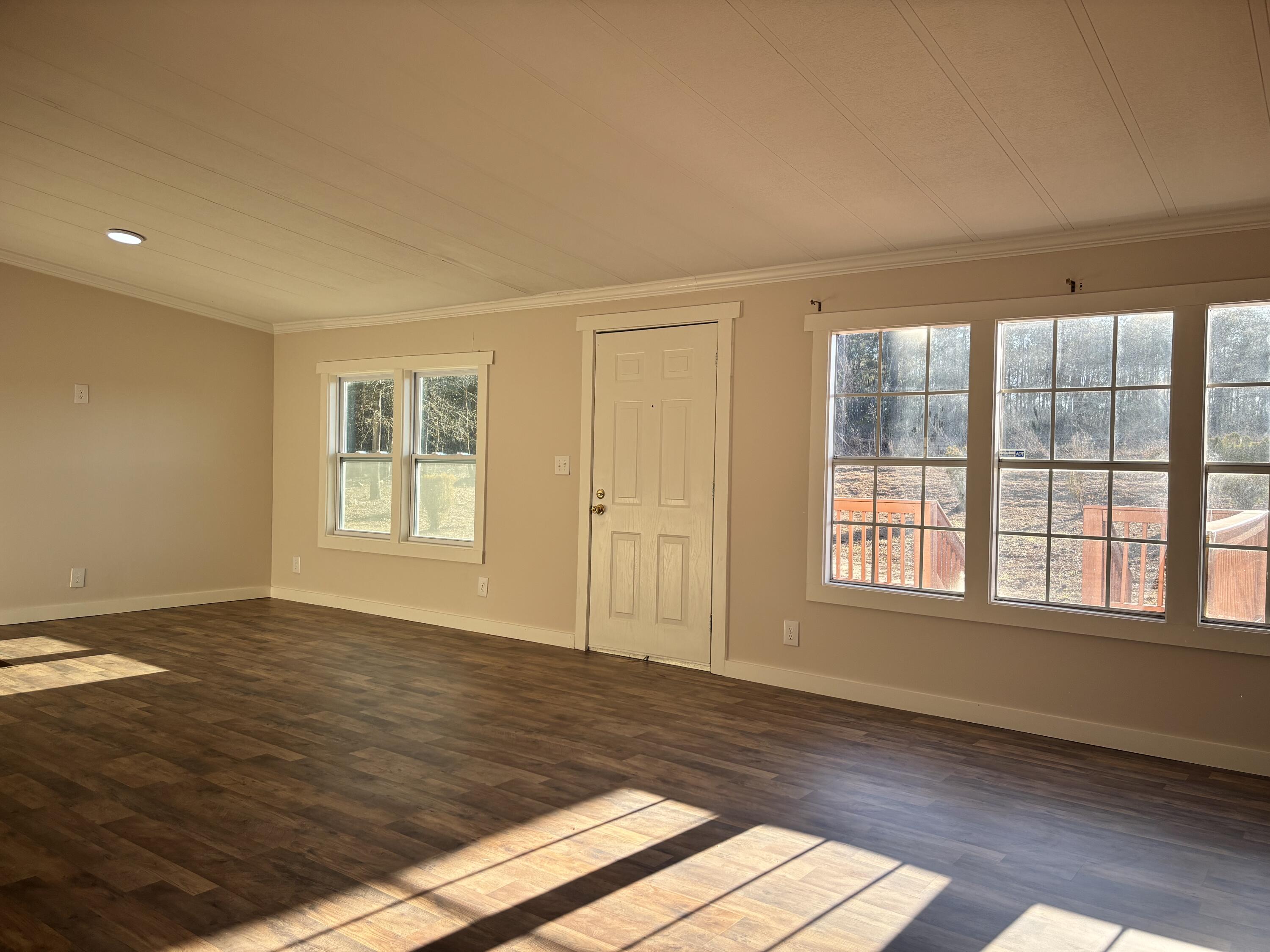 5861 Luckeys Bridge Road