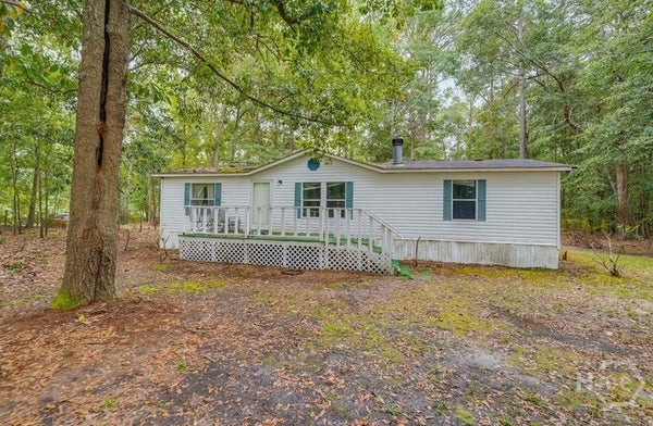 1388 TRASK PKWY, SEABROOK, SC 29940 - Image cd31b9ddf1609acf4f06ef50be441db8/3739668741