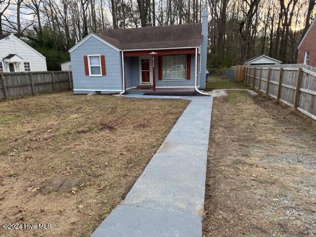 Photo of 217 W Jackson Street, Rich Square, NC 27869 (MLS # 100547337)