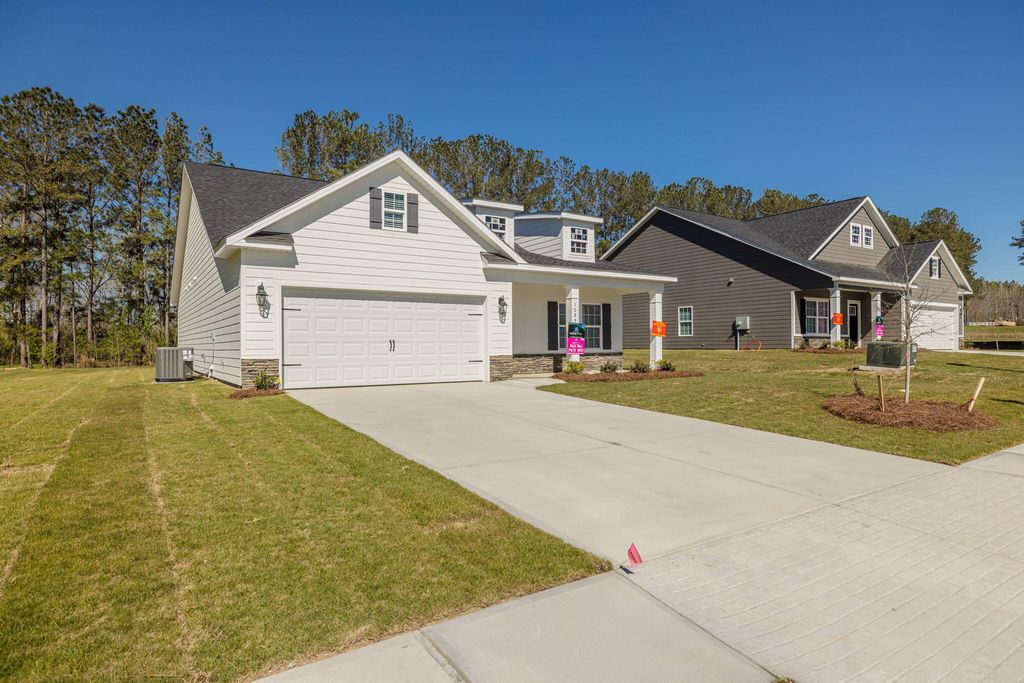 Photo of 1085 W Berkley Court, Thomson, GA 30824 (MLS # 553768)