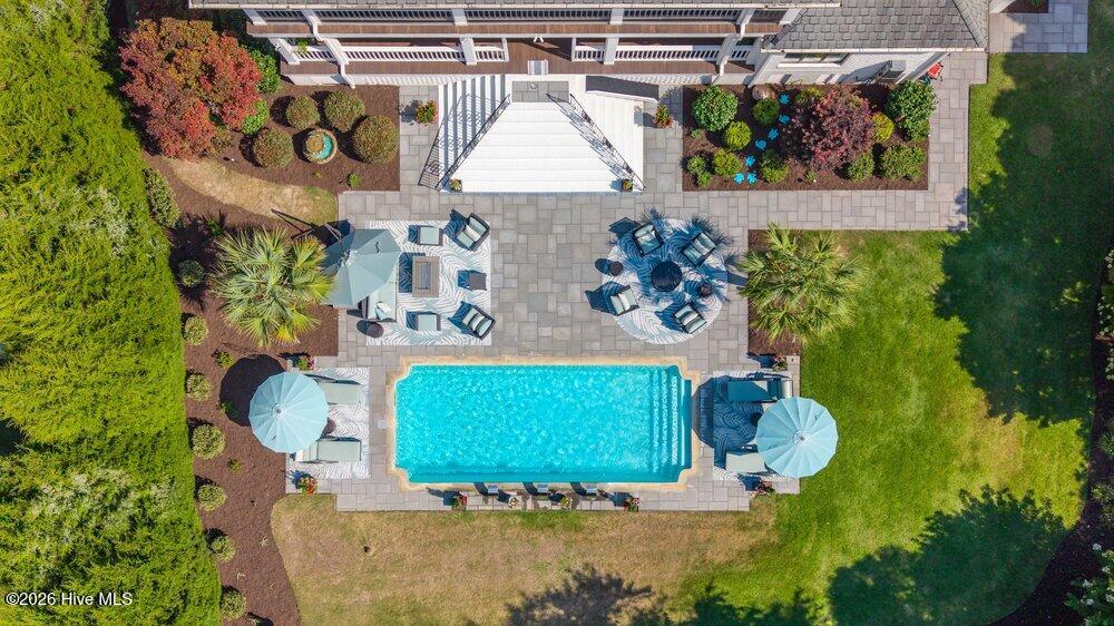 1208 Great Oaks Drive