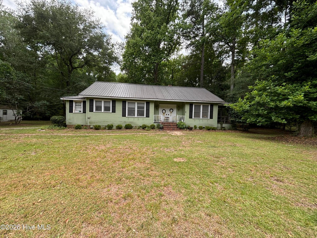 Photo of 3260 Herrings Chapel Road, Burgaw, NC 28425 (MLS # 100580742)