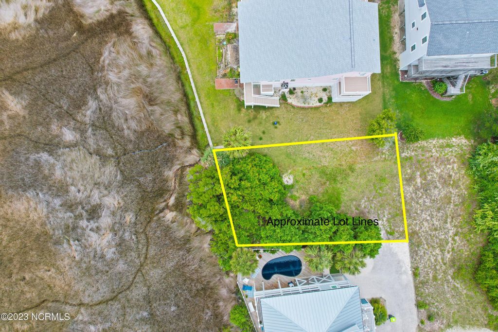 Photo of 118 Windjammer Drive, Holden Beach, NC 28462 (MLS # 100387430)