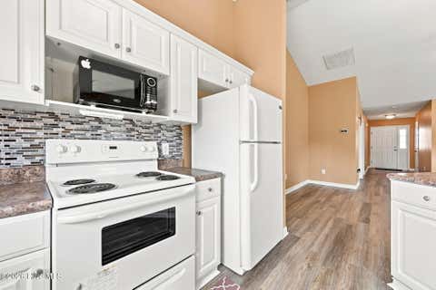 Tiny photo for 330 Providence Drive, Jacksonville, NC 28546 (MLS # 100597847)