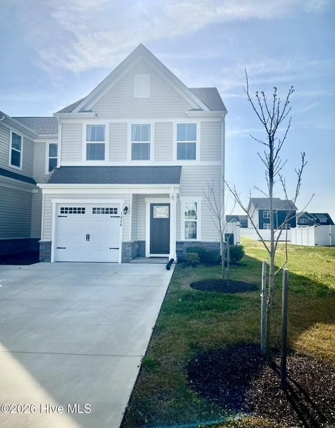 Townhouse For Sale - 102 Mizzen Way<br/> Elizabeth City, NC 27909