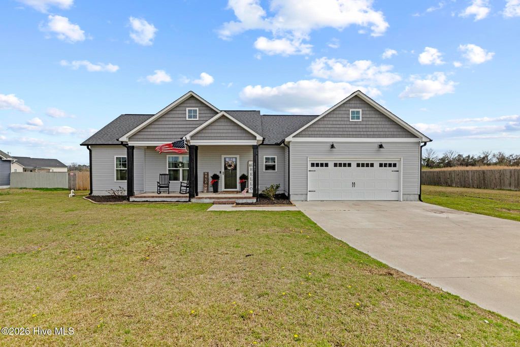 Photo of 107 Fowler Manning Road, Richlands, NC 28574 (MLS # 100559843)