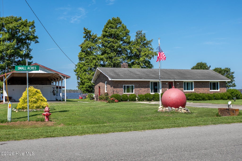 Photo of 1303 Little River Drive, Elizabeth City, NC 27909 (MLS # 100588390)