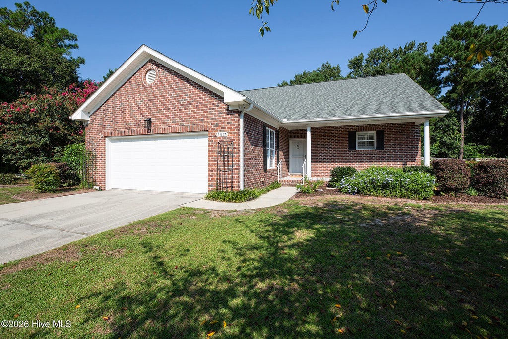Photo of 5017 Mako Drive, Wilmington, NC 28409 (MLS # 100602470)