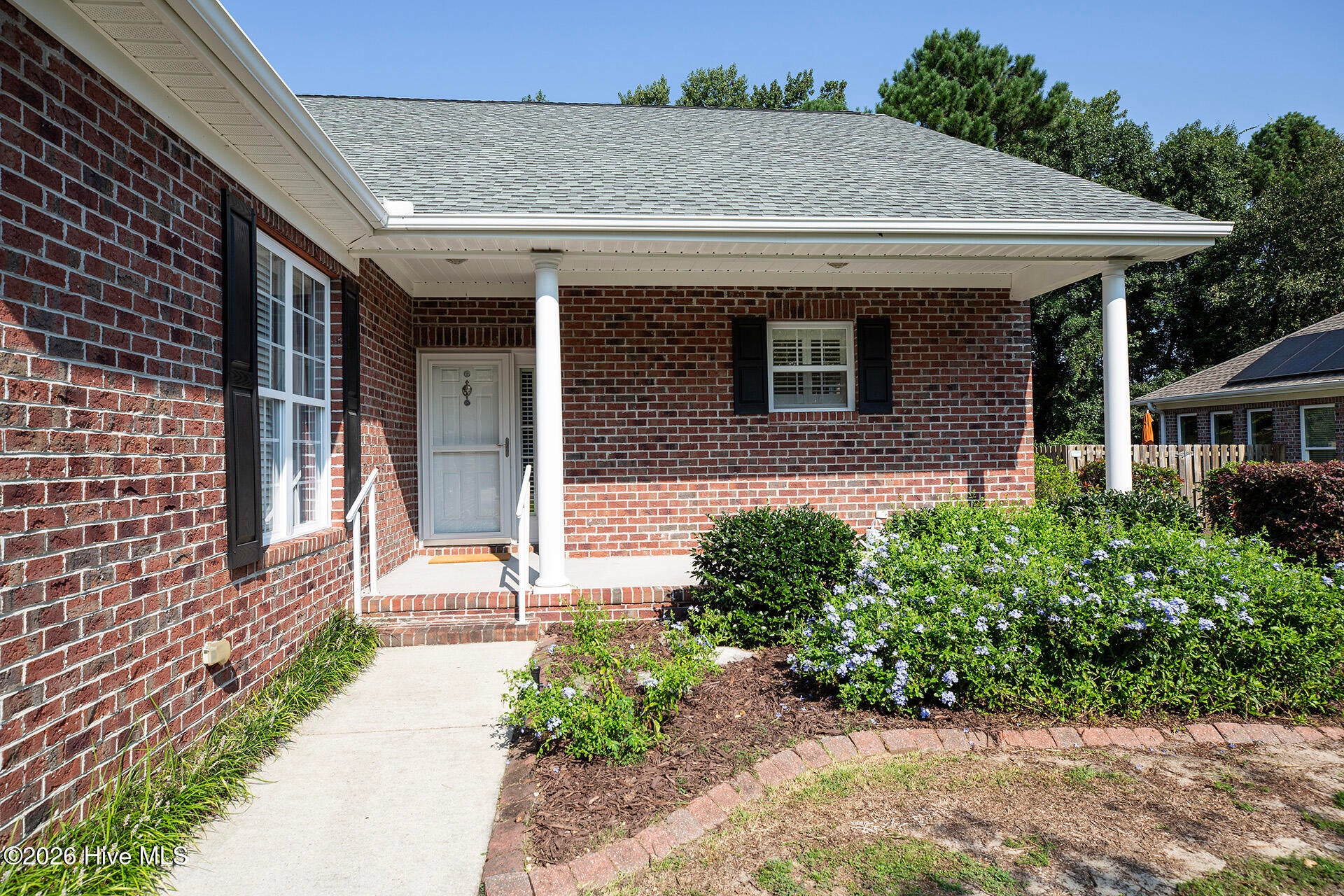 5017 Mako Drive