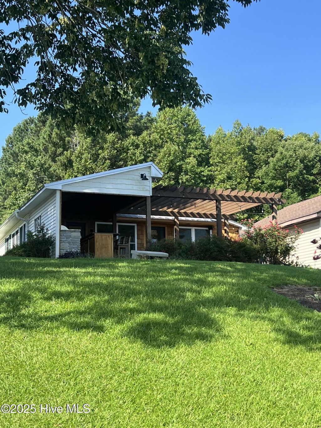 Photo of 79 Ridgecrest Drive, Chocowinity, NC 27817 (MLS # 100483327)