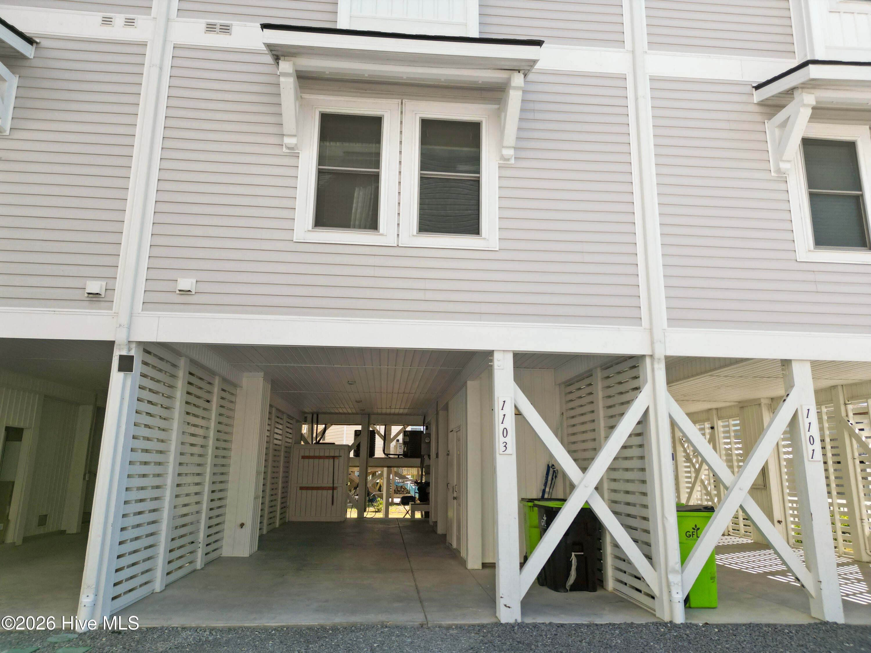 1103 Sapphire Avenue