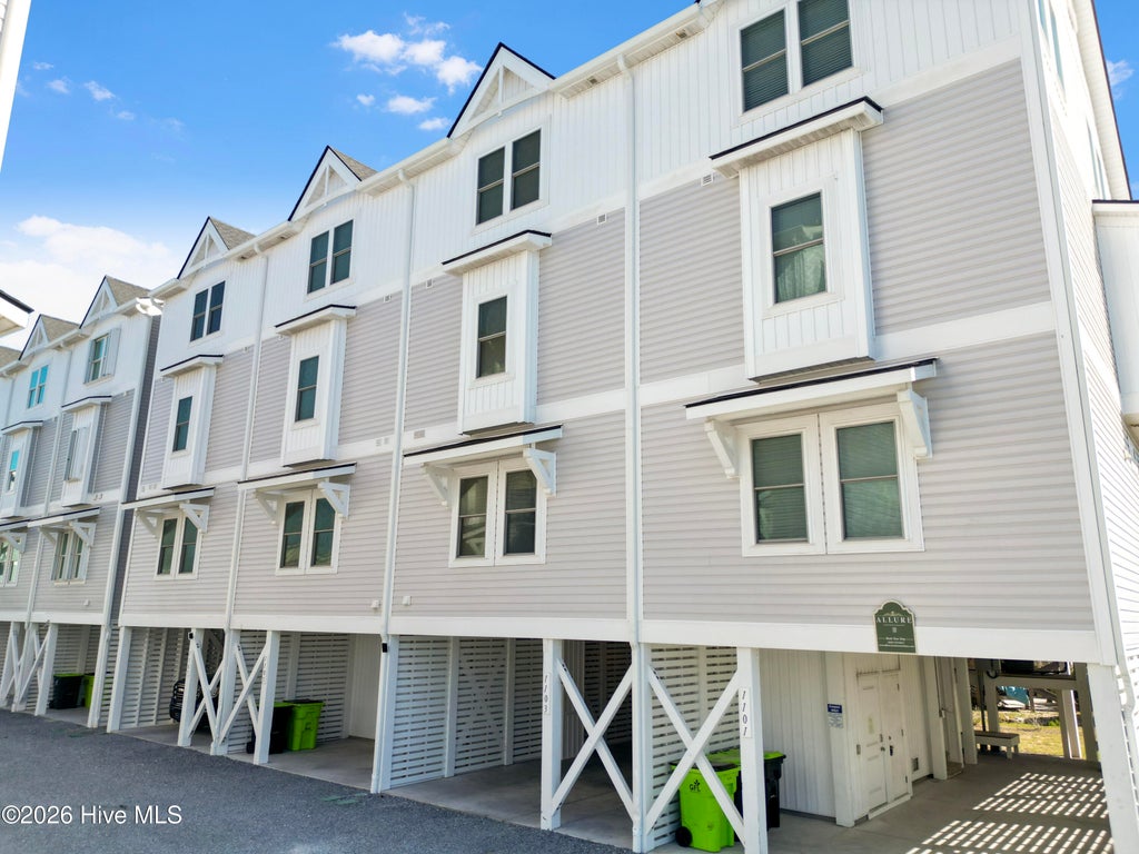Photo of 1103 Sapphire Avenue, Surf City, NC 28445 (MLS # 100612641)