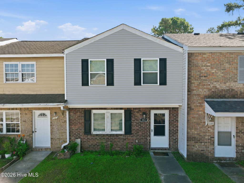 Photo of 102 Villa Drive, Jacksonville, NC 28546 (MLS # 100595105)