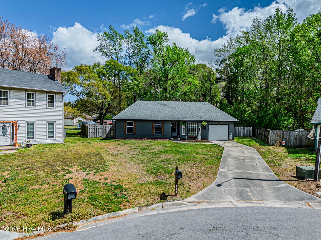 Photo of 247 Bayberry Court, Jacksonville, NC 28540 (MLS # 100569074)